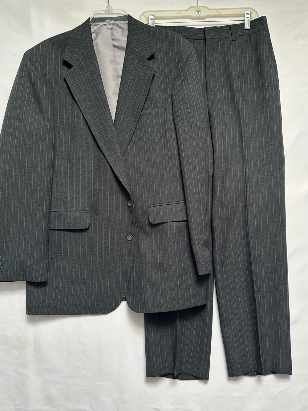 REED ST. JAMES Men 42L Grey Pin Striped 2PC Suit Sport Coat Jacket & Pants 32x30